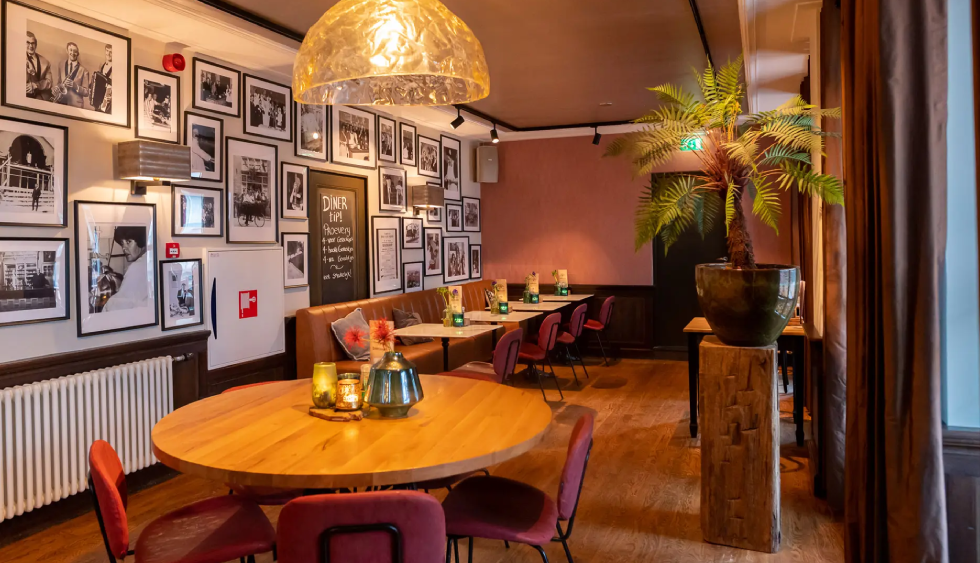 Restaurant en sfeer bij Sterrebosch